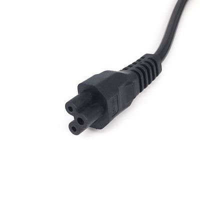 IEC320 C5 3 Круглый колючий электропровод для Бразилии NBR14136 Стандарт 3x0.75 Квадратный ядро