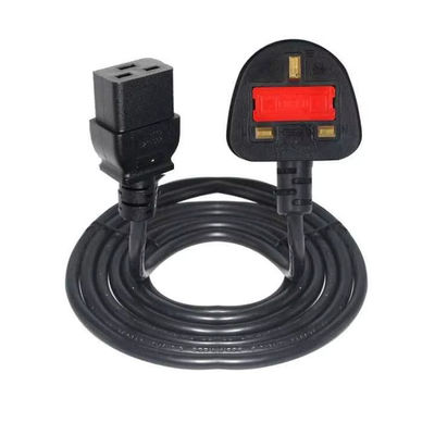 UK to C19 Heavy Duty Power Cord Cable for Data Centers 16A 250V 14AWG 1.2M черный Сертификат безопасности BS1363
