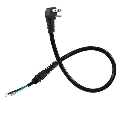 Силовой кабель NEMA 5-15P с угловым разъемом к вилке Schuko с защитой от натяжения