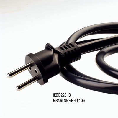 Бразилия NBR14136 IEC320 C5 3-контактный шнур питания 3x0.75мм² 1.8M Черный